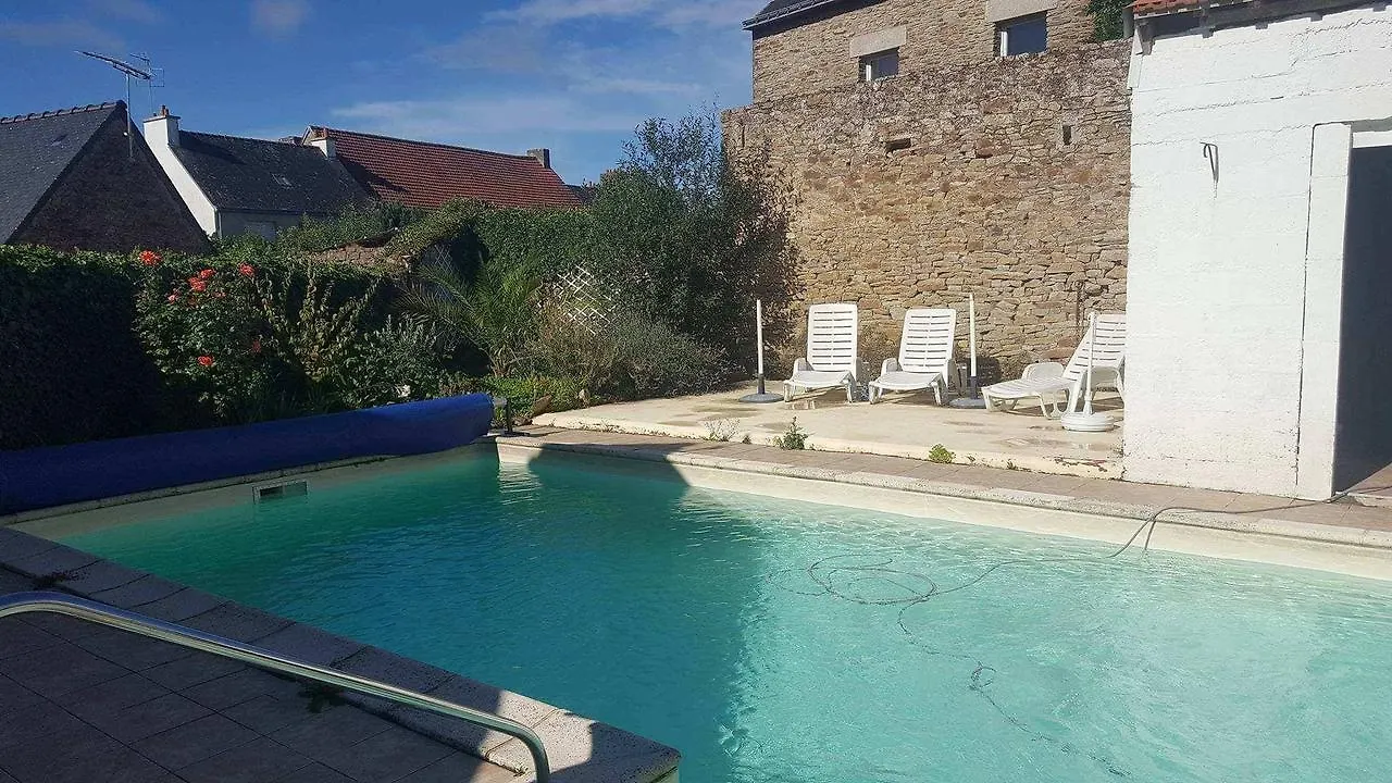 L'Auberge De Swan Pluvigner Bed & Breakfast